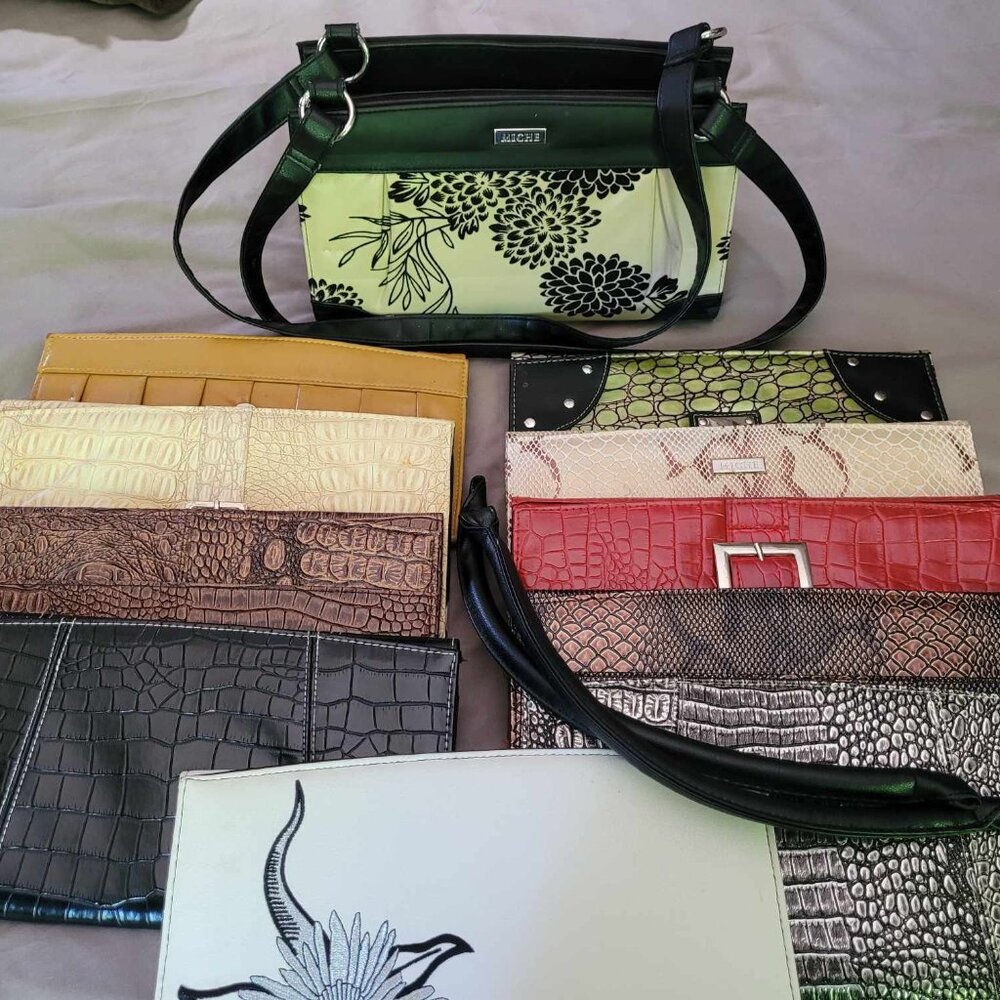 MICHE interchangable hand bag and 11 shells